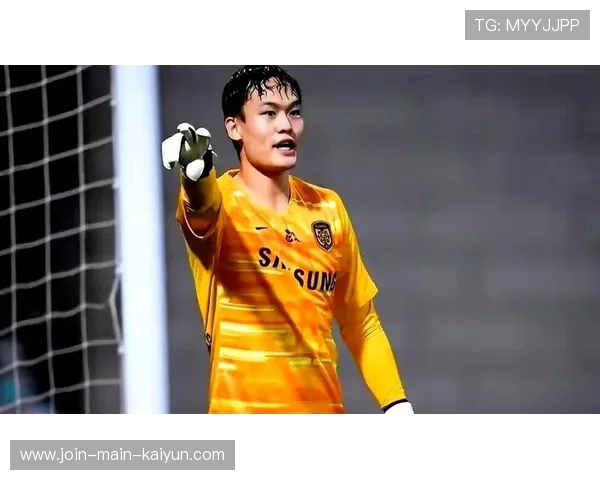 张岩加盟辽宁铁人，出任沈阳球队首发门将